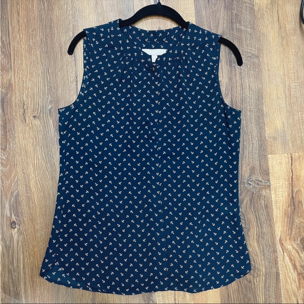 Banana Republic sleeveless nautical button down blouse